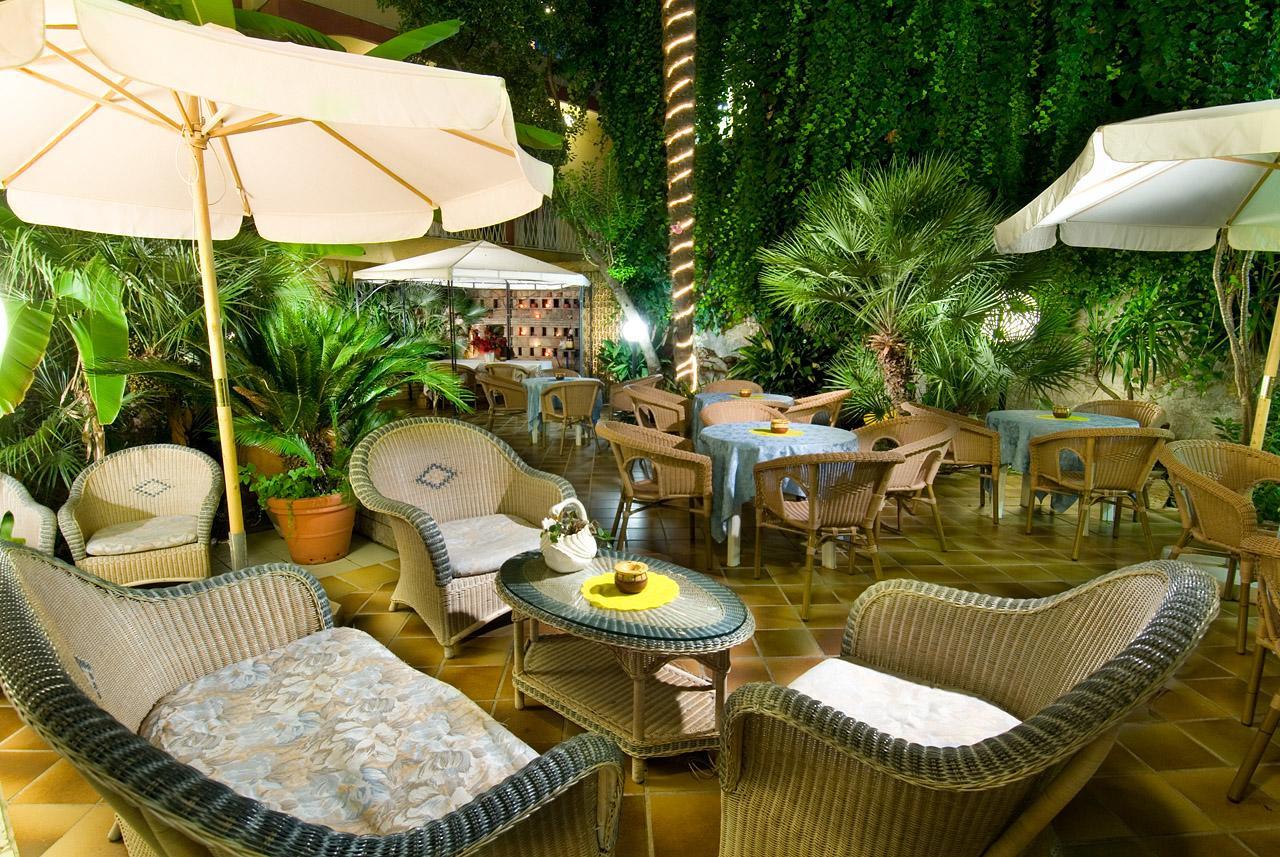 Marinella 3*