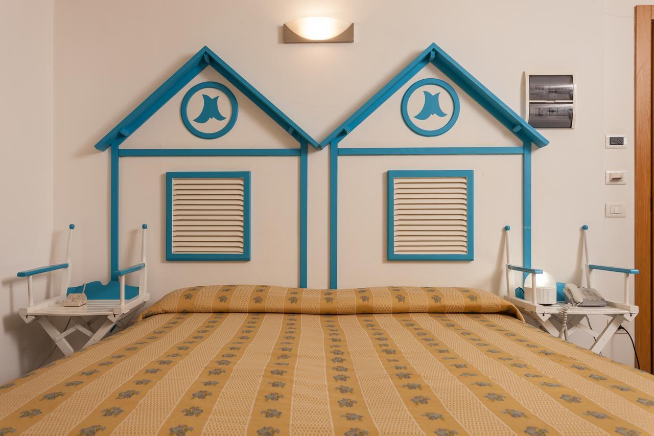 Marinella Resort 3*