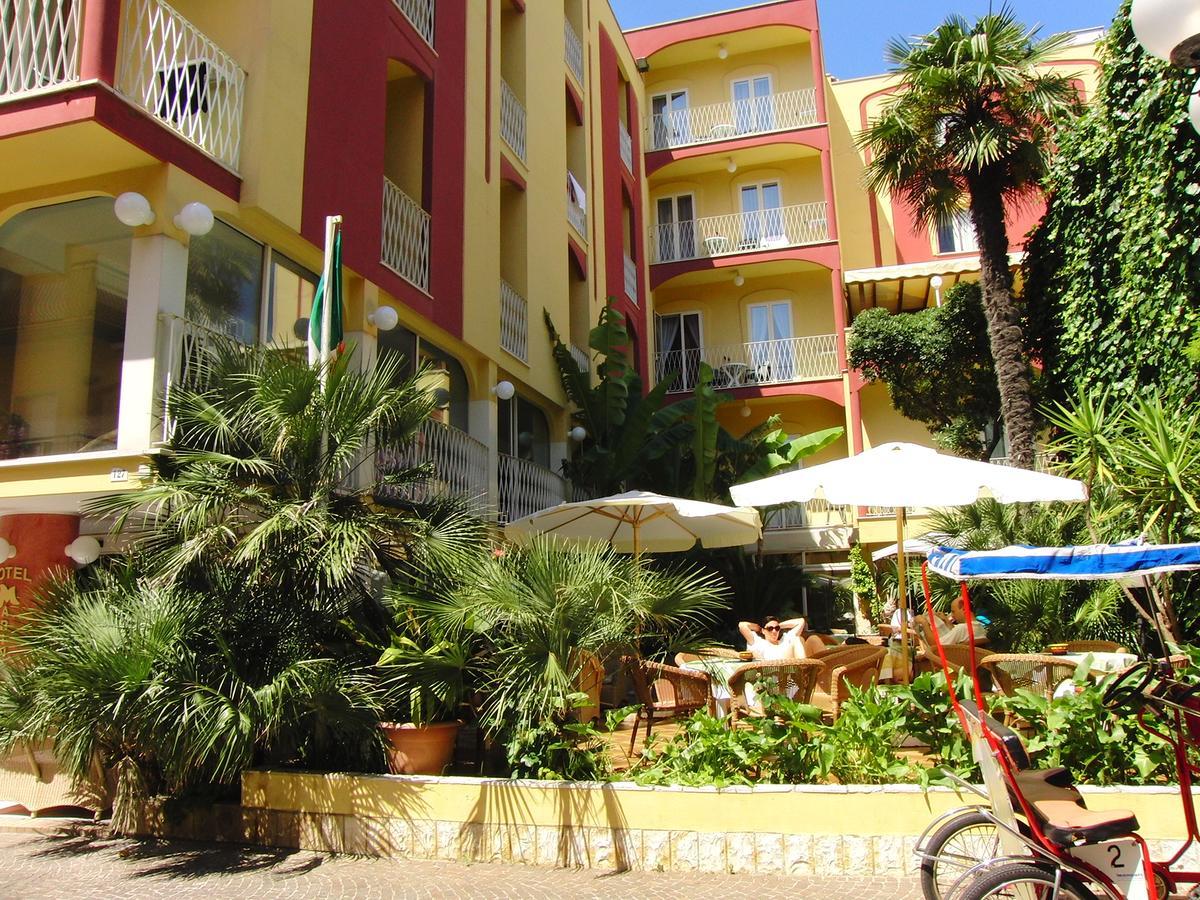 Marinella Resort
